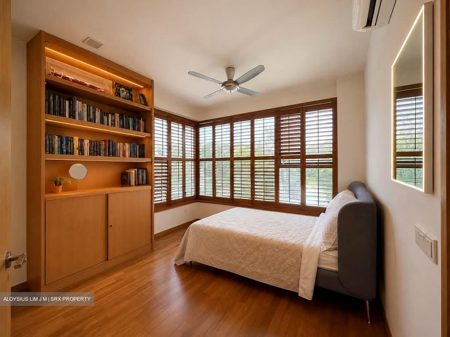 Hillcrest Villa (D11), Terrace #605525331